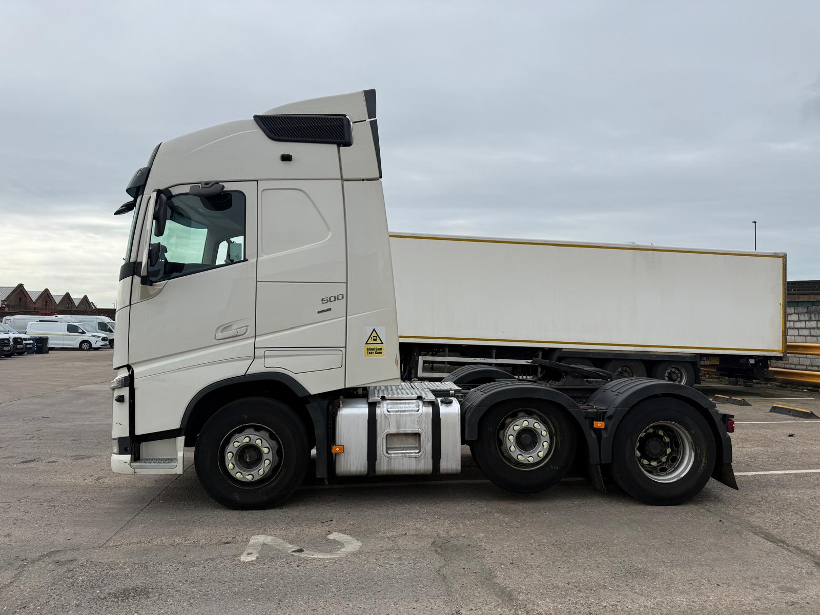 VOLVO FH500 — photo 4