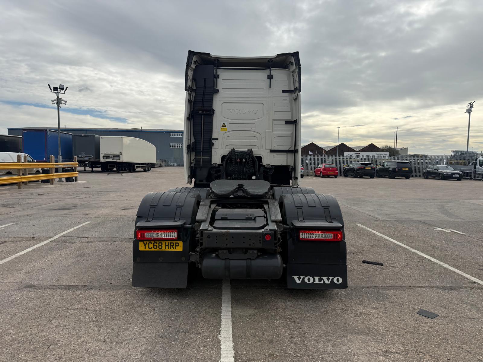 VOLVO FH500 — photo 6