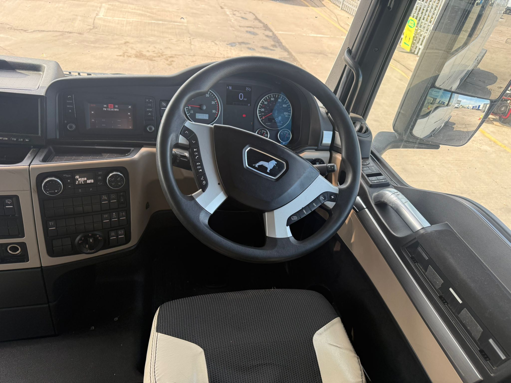 MAN TGX460 — photo 9