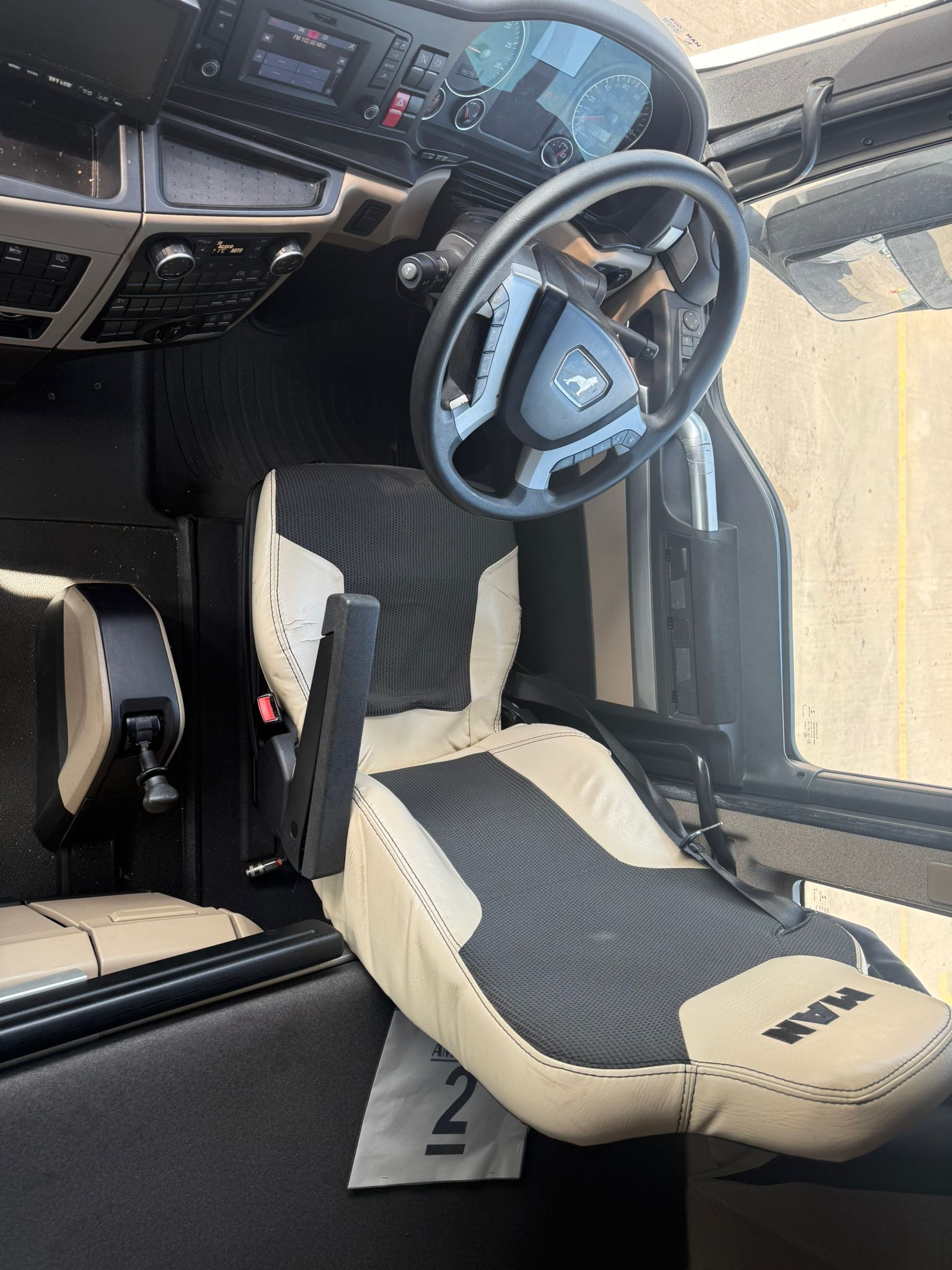 MAN TGX460 — photo 10