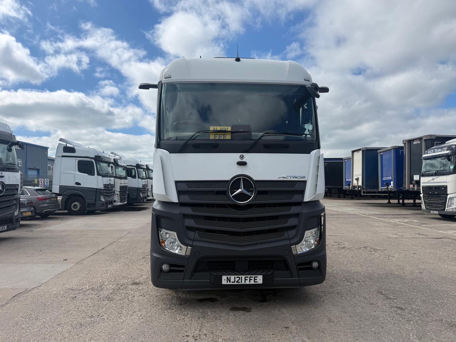 MERCEDES Actros 2548 — photo 2