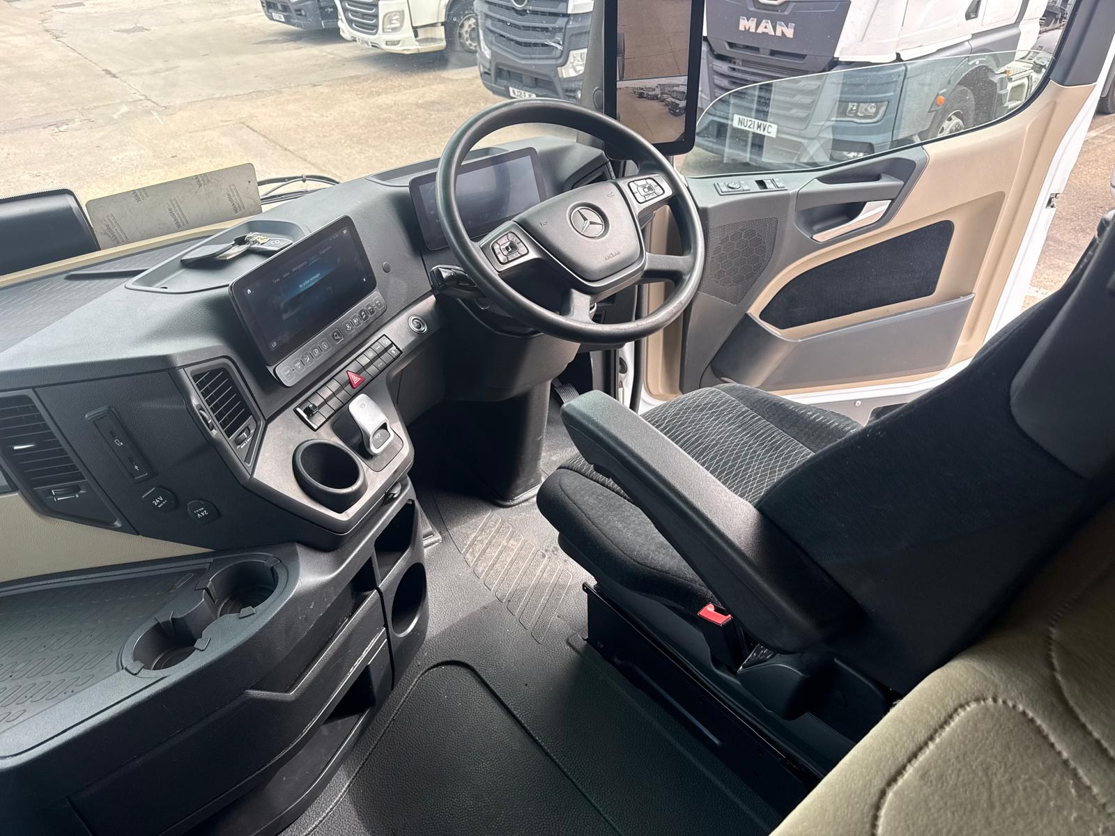 MERCEDES Actros 2548 — photo 9