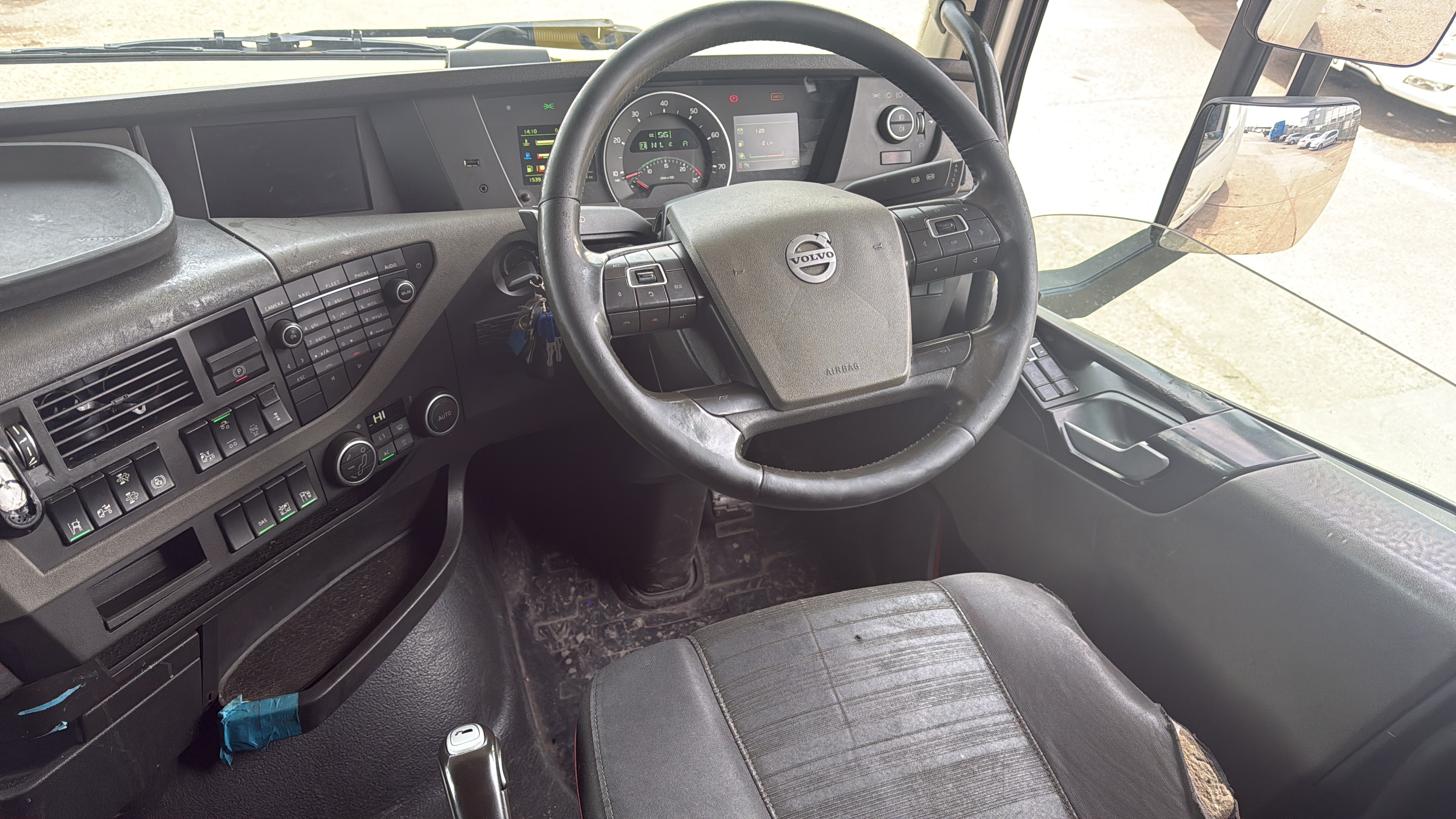 Volvo FH500 — photo 7