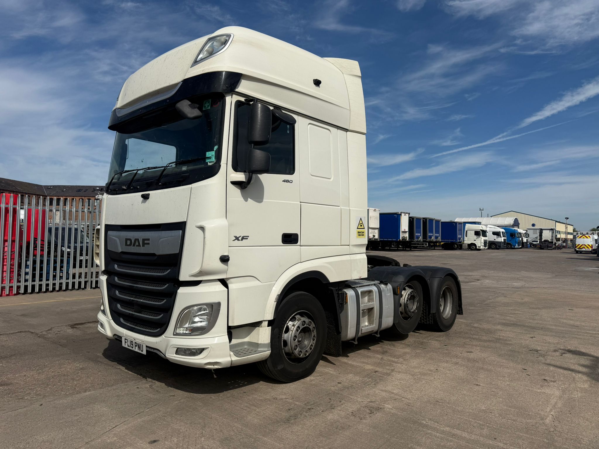 DAF XF480 — photo 3